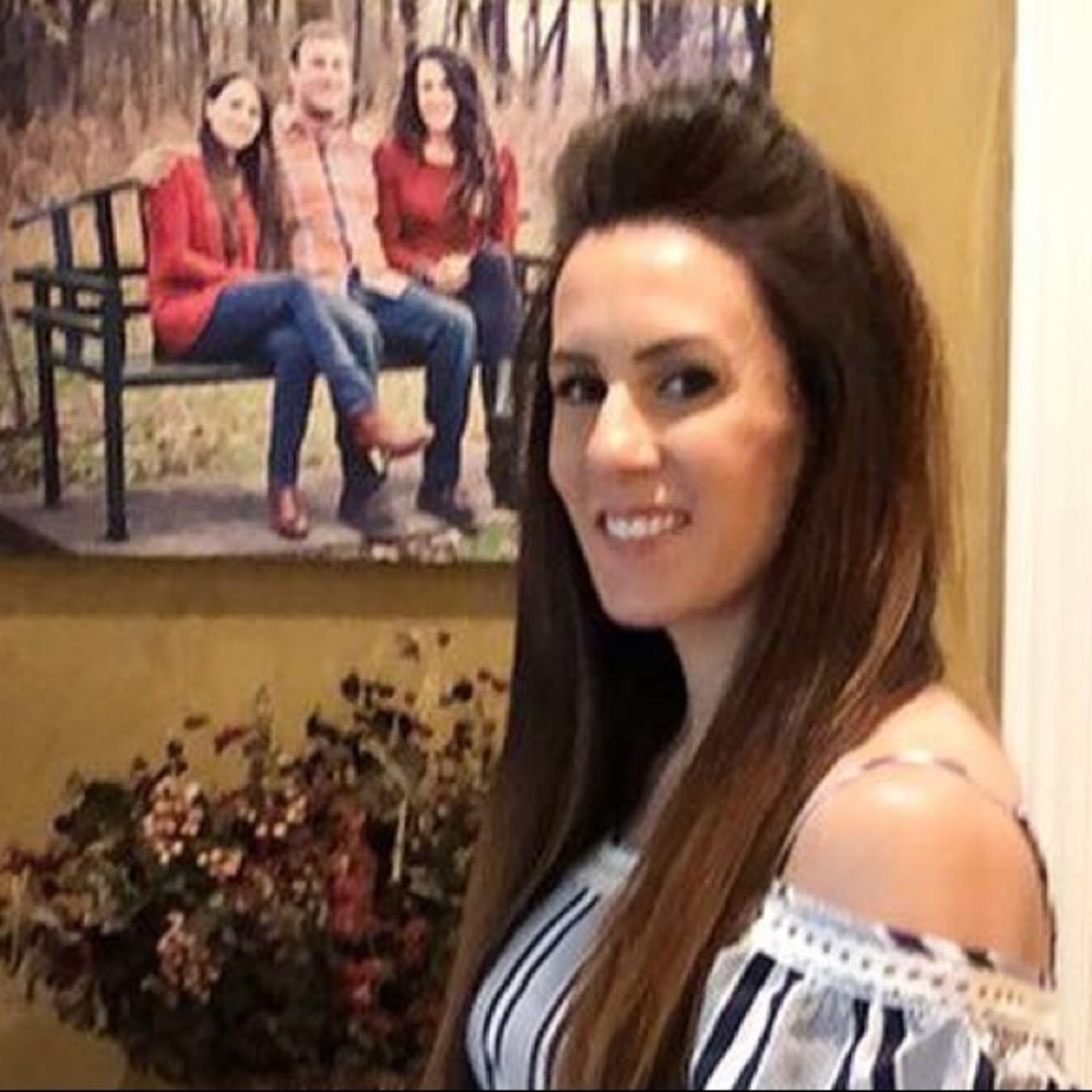 Meet your Posher, Lauren